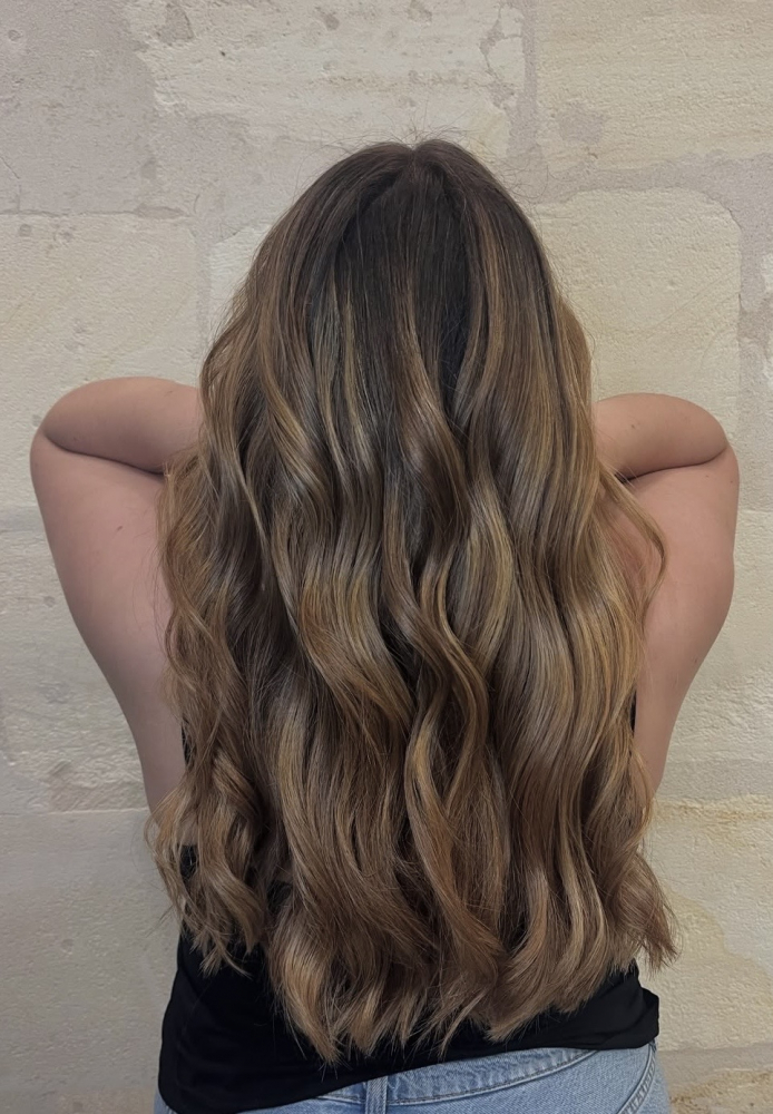 illustration 0  balayages, mèches sur cheveux longs