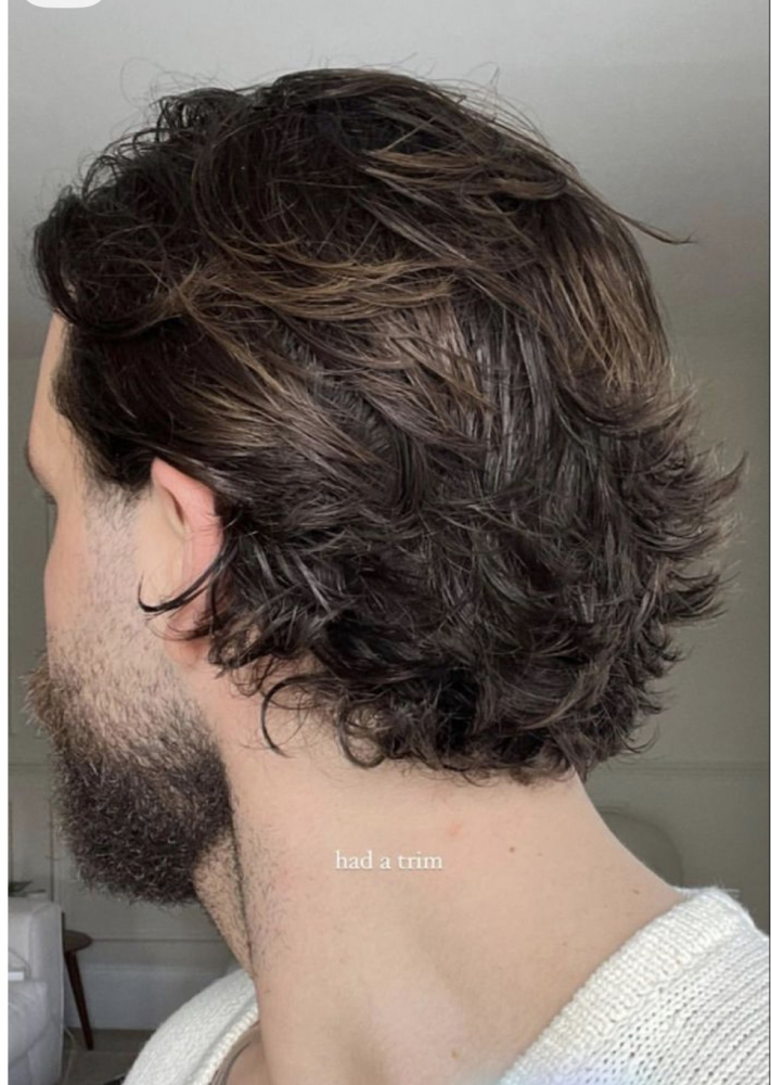 Hommes, Shampoing coupe coiffage, cheveux mi-longs illustration 1